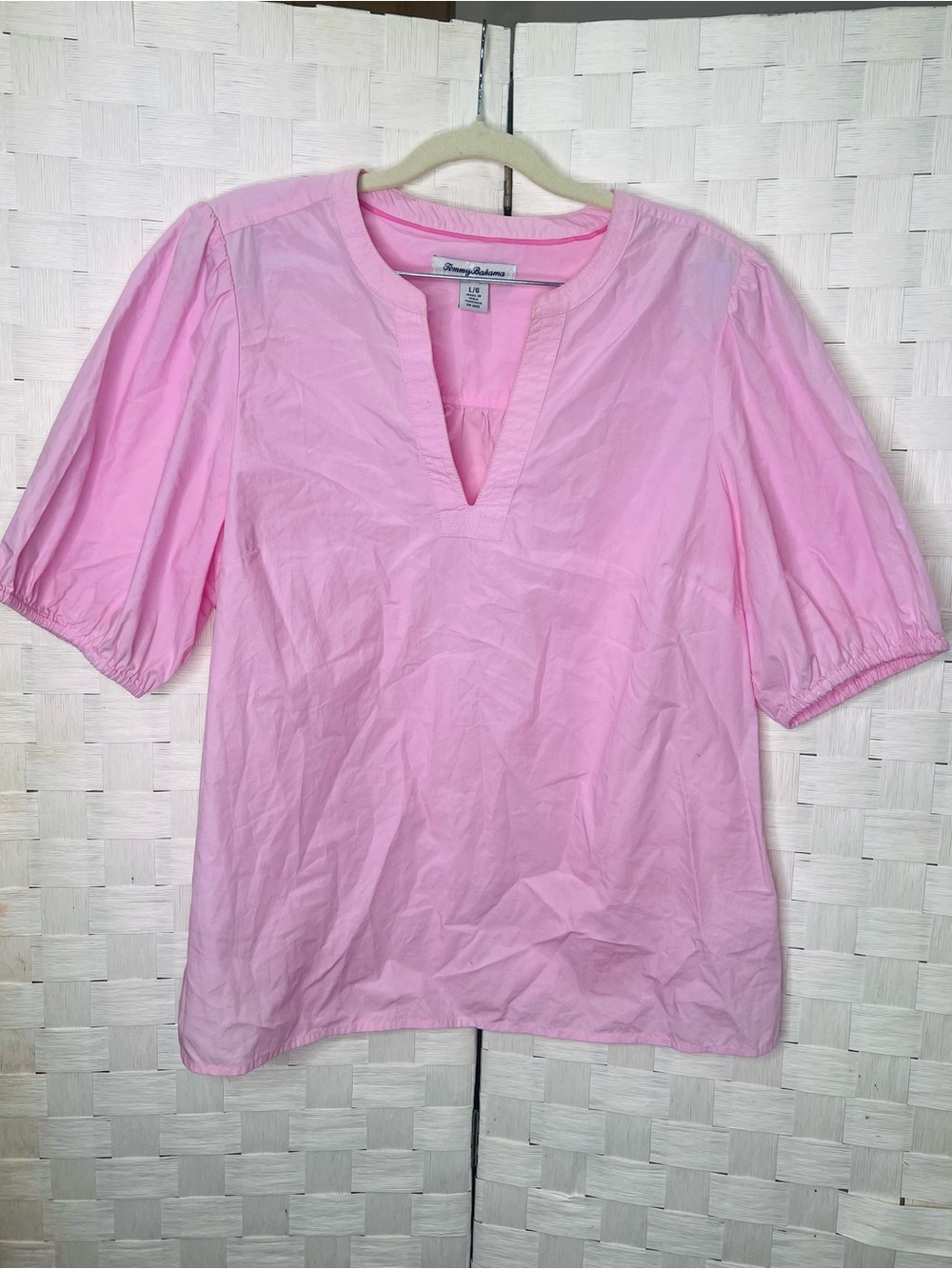 Tommy Bahama Tommy Bahama Pink Puff Sleeve Blouse – Size Large 💕